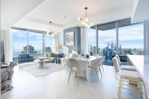 Central Lux Home with Stunning Views on 42nd Floor
